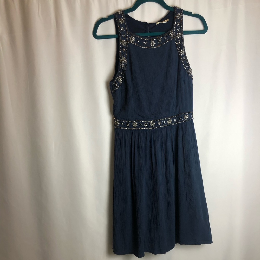 Medium Navy blue sleeveless dress